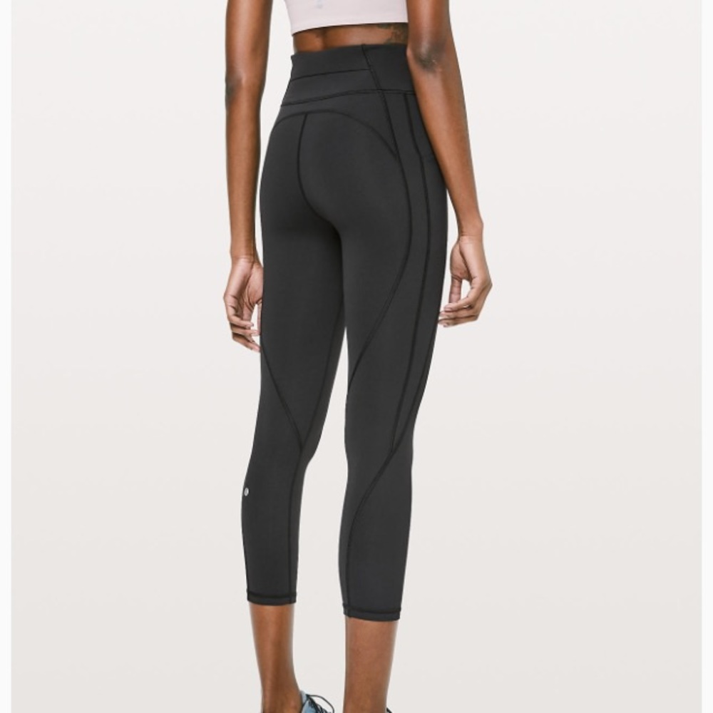 Lululemon time to sweat crop “23 size 4